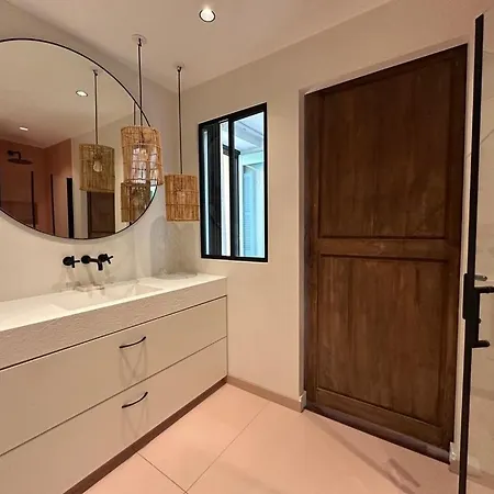 L'ame De - Terrasse Doree Sur Place Massena Lägenhet Nice