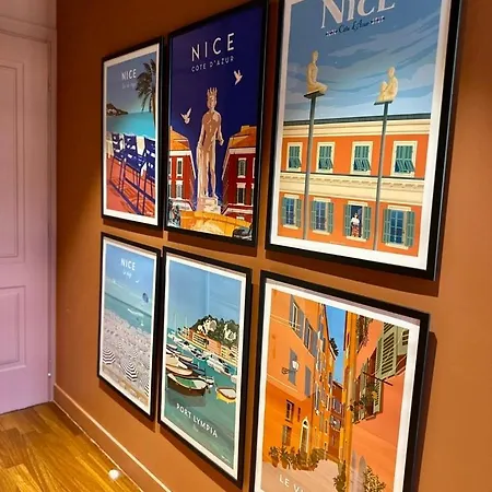 L'ame De - Terrasse Doree Sur Place Massena ニース