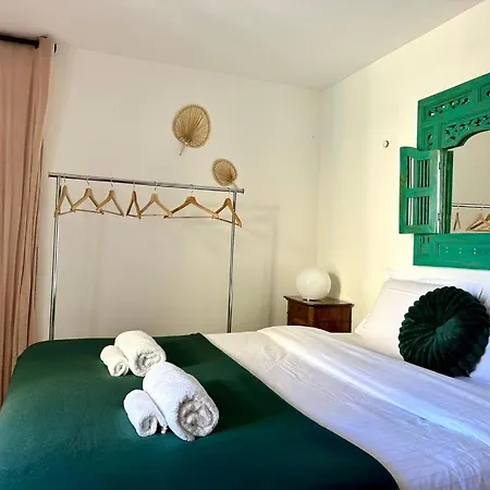 L'ame De - Terrasse Doree Sur Place Massena Apartman Nizza