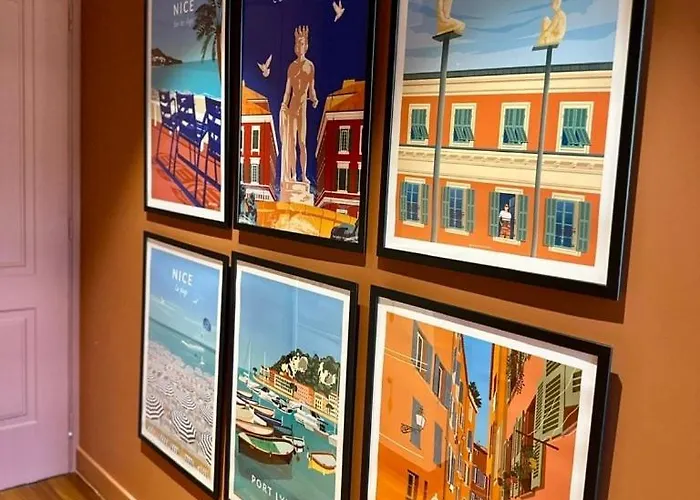 L'ame De - Terrasse Doree Sur Place Massena Nizza